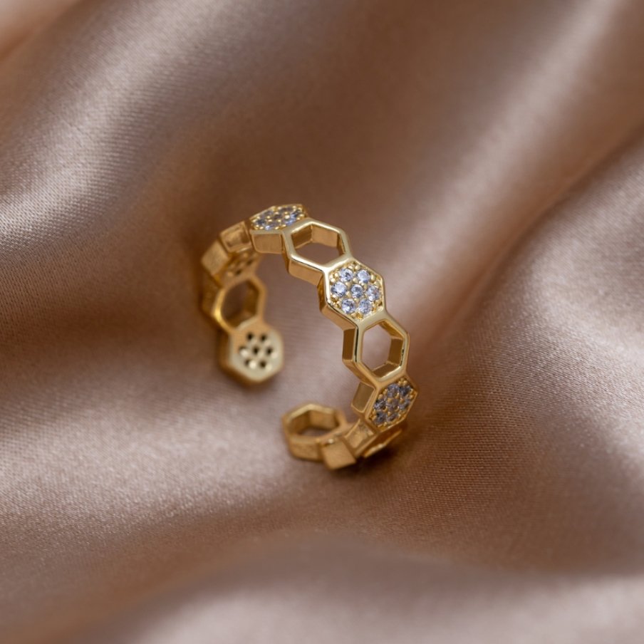 Selina - Gold and Crystal Ring