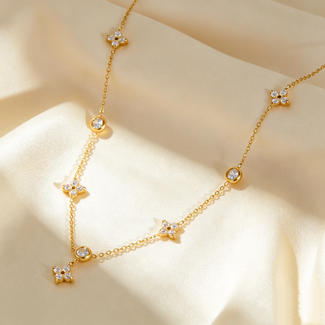 Clover Stardust Necklace