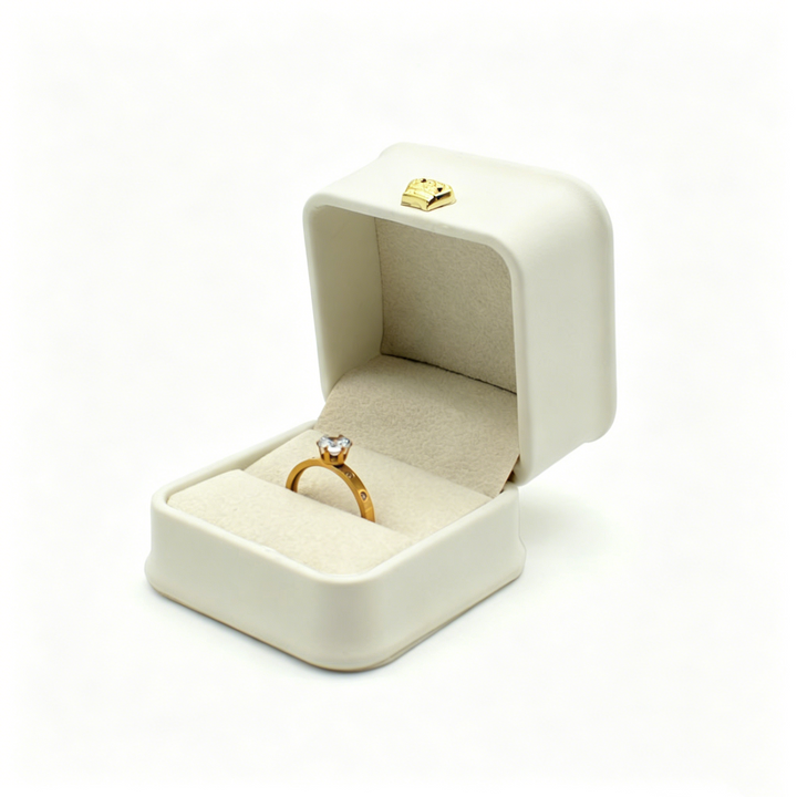Crown Ring &amp; Stud Earring Box