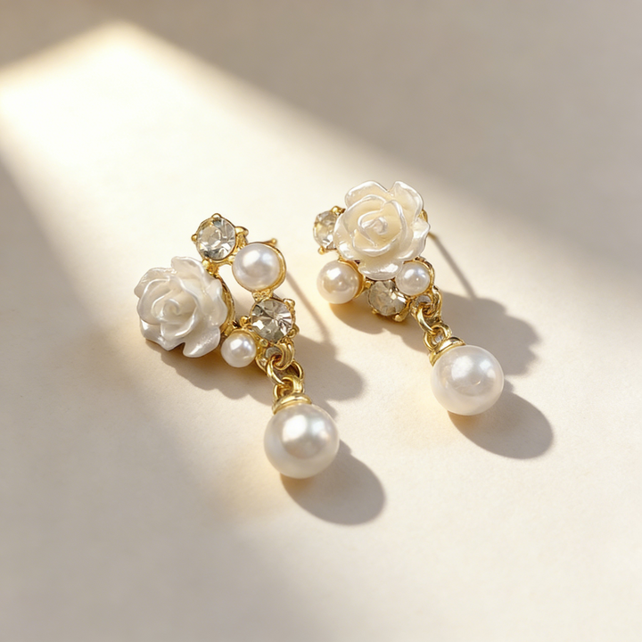 Flower &amp; Pearl Earrings
