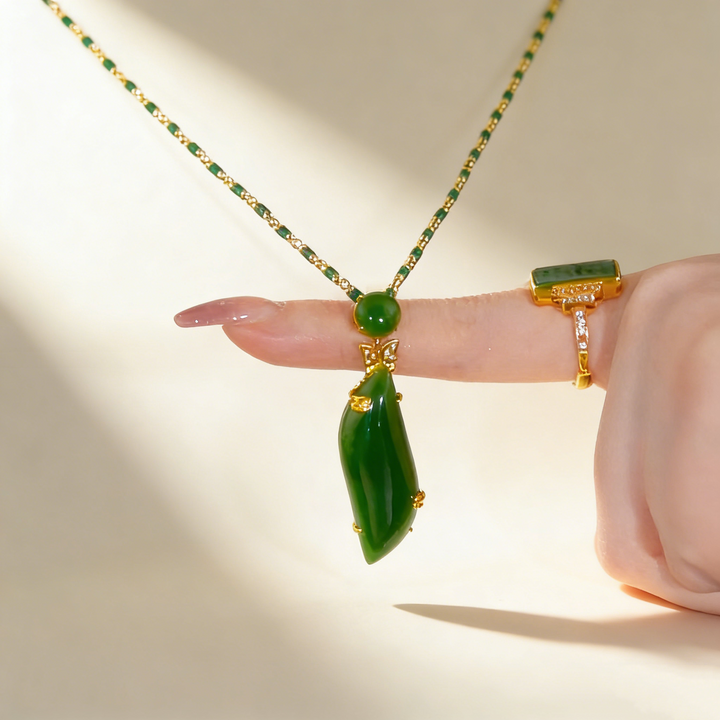 Jade “Beauty Waist” Pendant Necklace