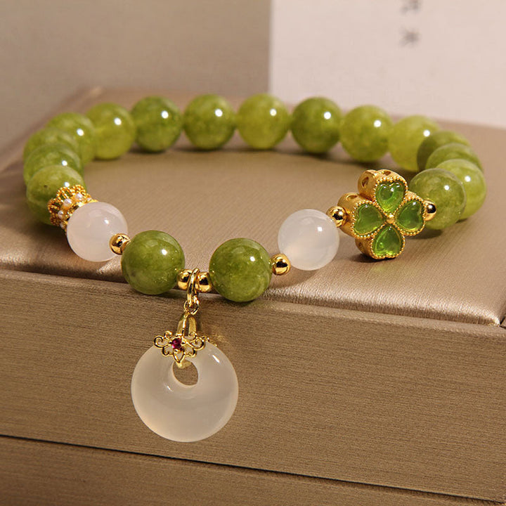 Green four-leaf clover Natural Emerald Jade Stone bracelet