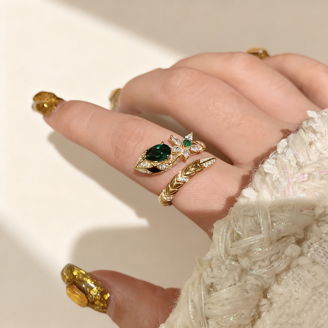 Emerald Serpent Ring