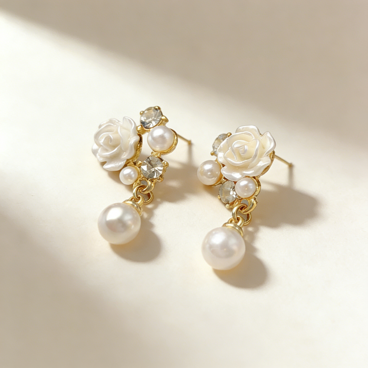 Flower &amp; Pearl Earrings