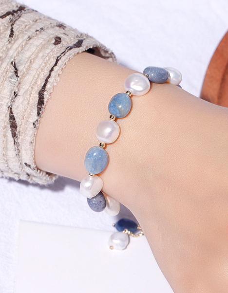 Aventurine jade &amp; pearl bracelet