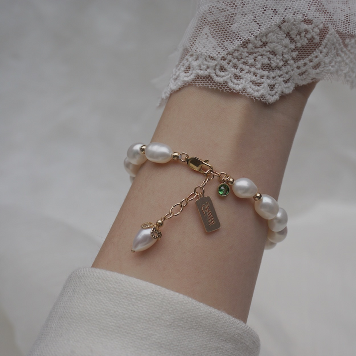Freshwater Pearl &amp; Crystal Bracelet