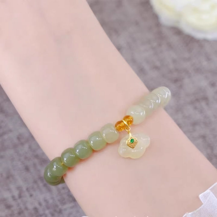 Lucky Lock Natural Emerald Jade Stone Bracelet