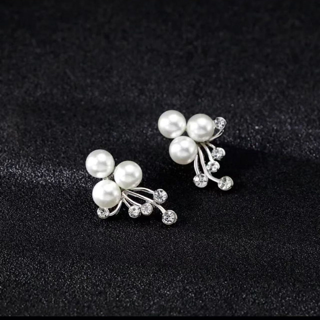 Moonlight Cluster • Pearl Necklace and Earring Set