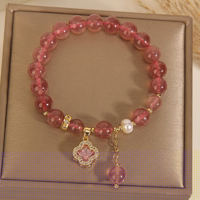 Four-leaf clover natural strawberry crystal bracelet