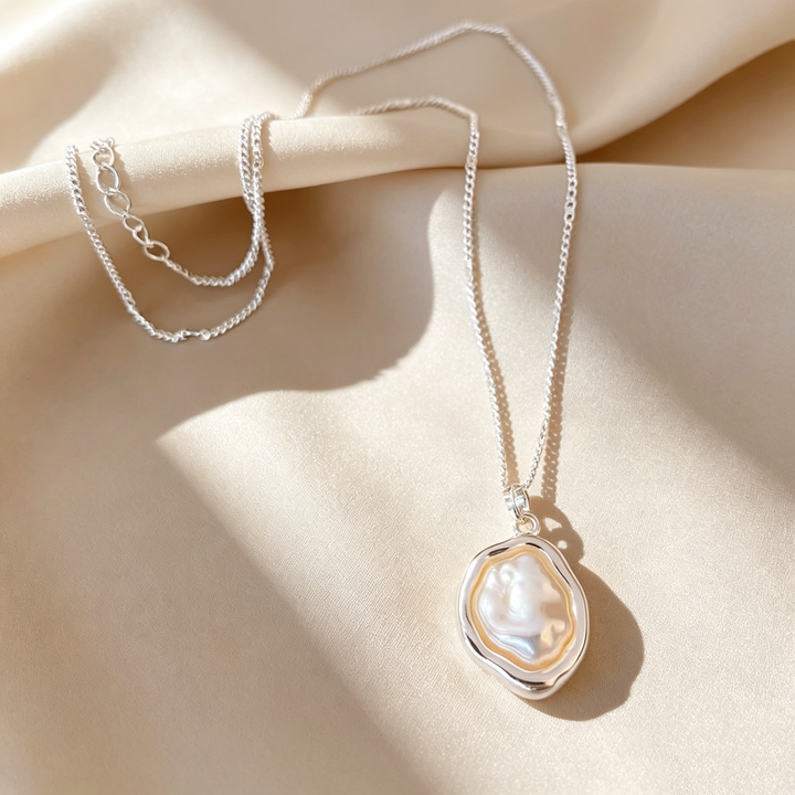 Elegance Baroque Pearl Pendant Necklace