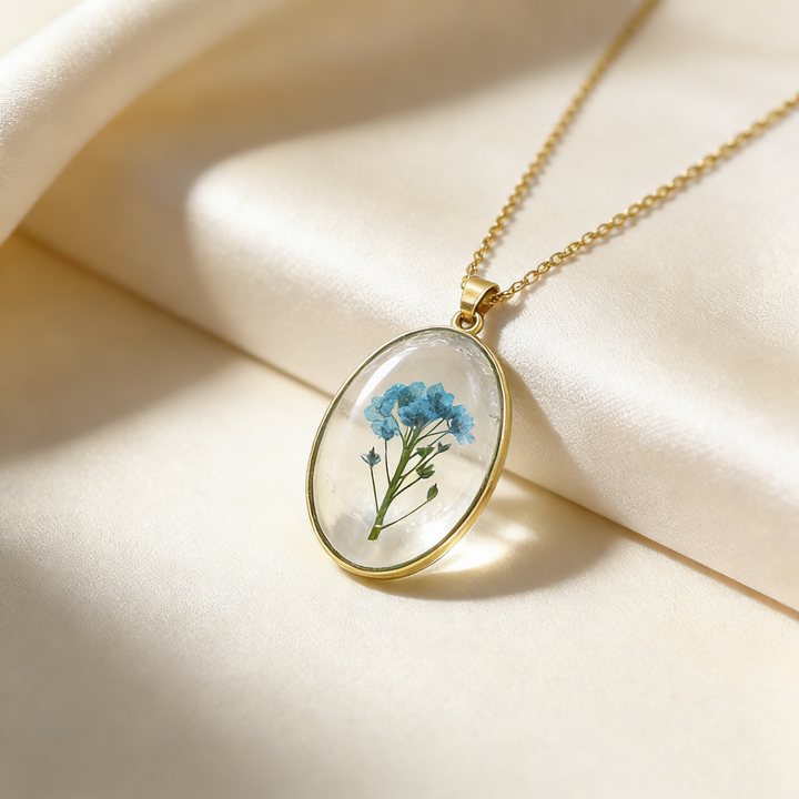 Resin Preserved Flower Pendant Necklace