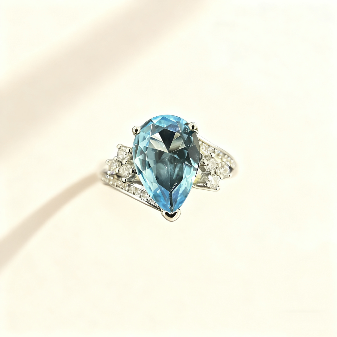 Teardrop-Cut Aquamarine Pavé Ring