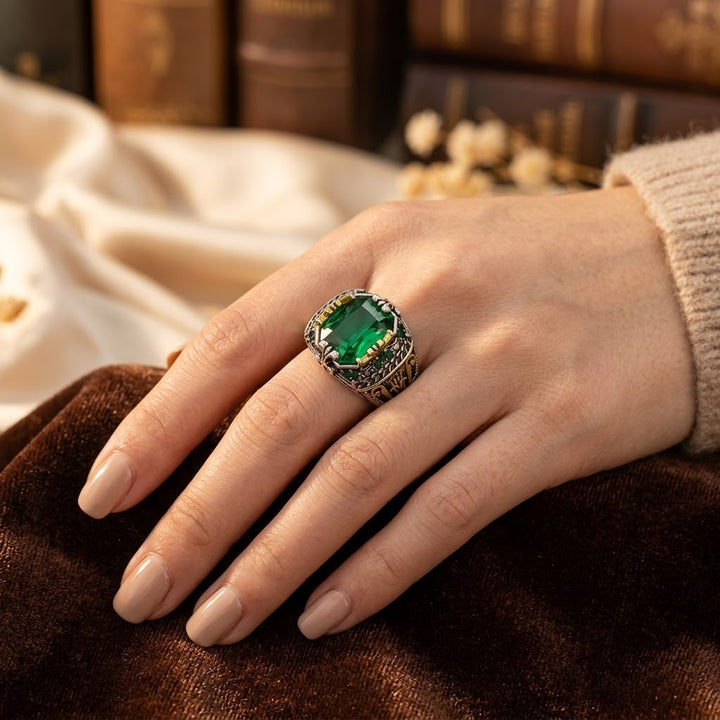 Silver Emerald Vintage Ring