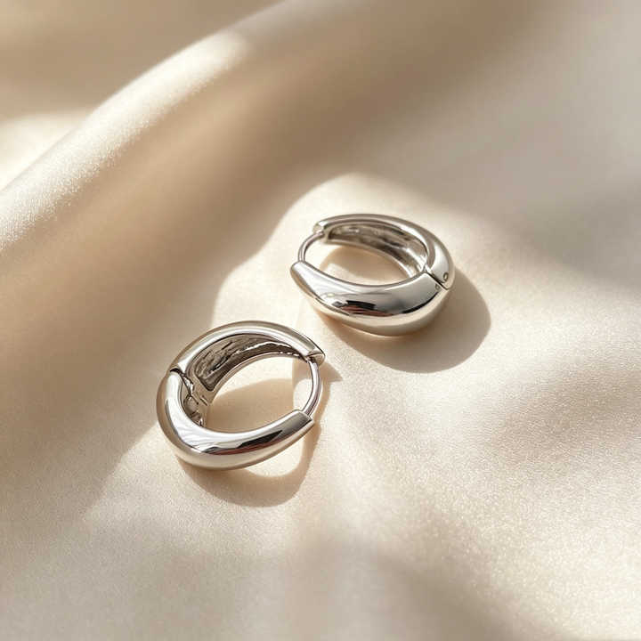 Minimal Polished Thick Hoop Earrings