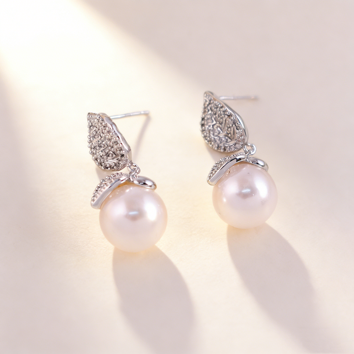Leaf &amp; Pearl Earrings