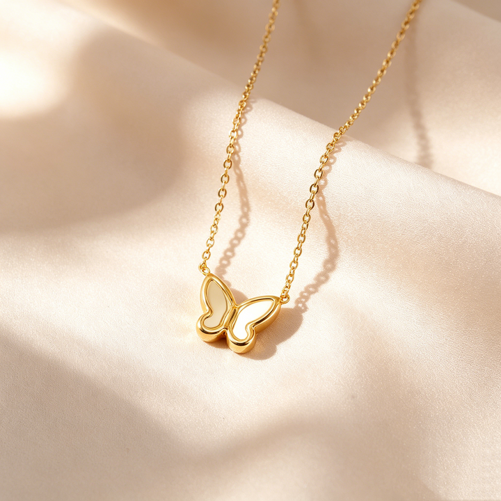 Elegant &amp; Graceful Butterfly Pendant Necklace