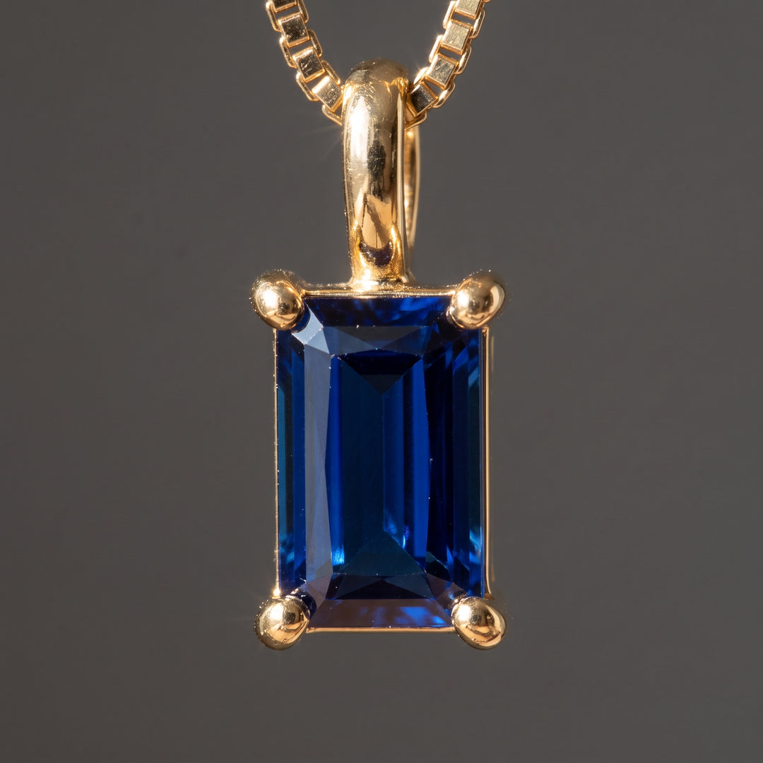gold-sapphire-minimalist-necklace M