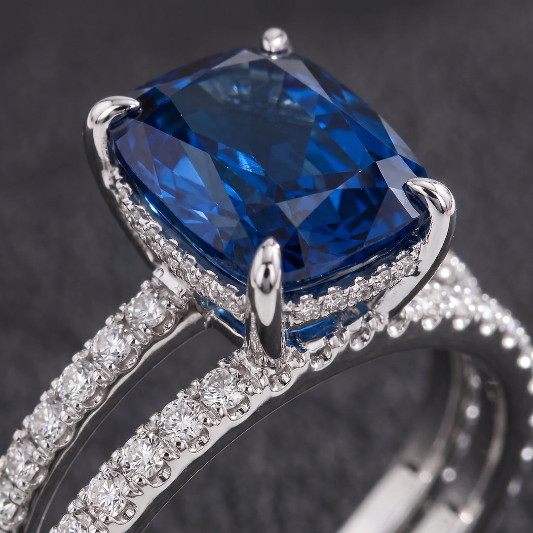 cushion-cut-montana-blue-sapphire-ring-set M