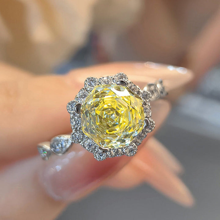 Light luxury rose cut diamond ring