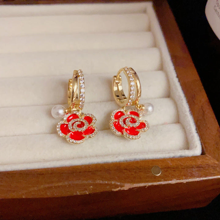 Elegant Floral Pearl Earrings