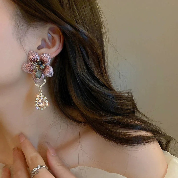 Flower crystal earrings