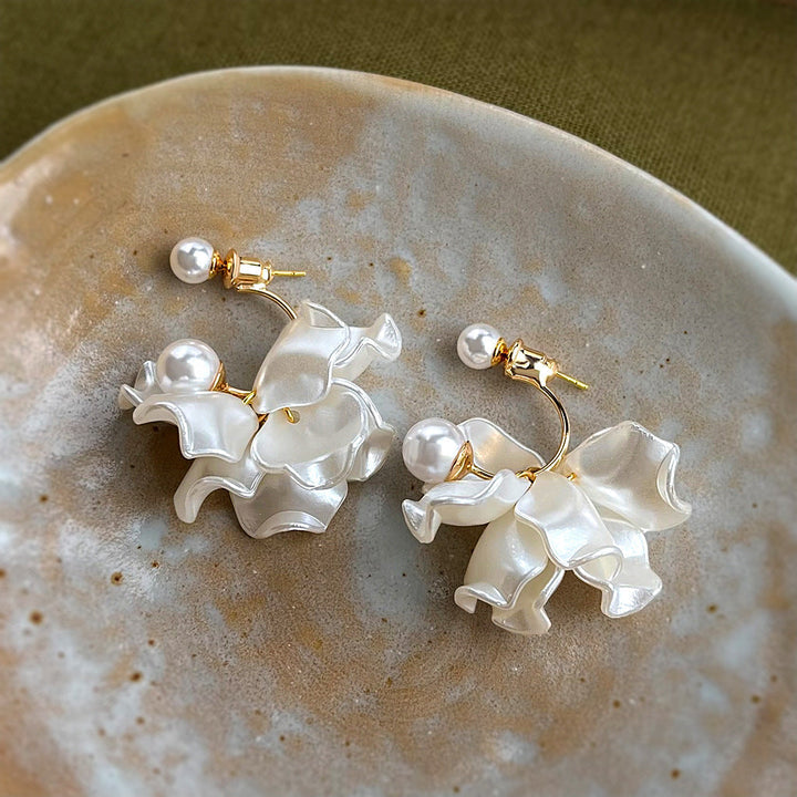 Luminous Petal • Pearl Earring