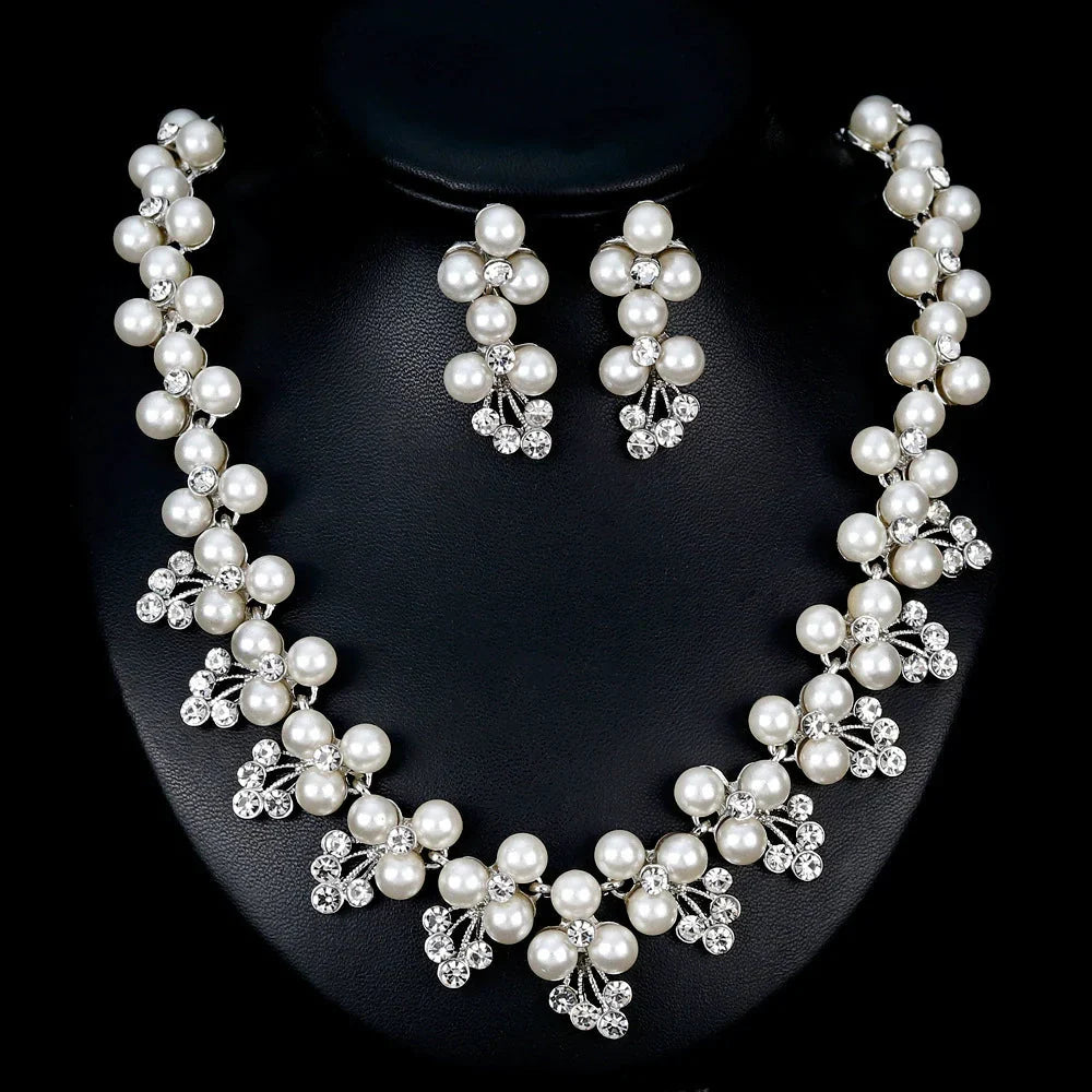 Teardrop Pearl Necklace Earring Set