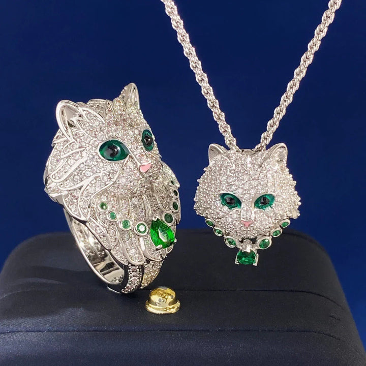 New Civet Emerald Ring Necklace