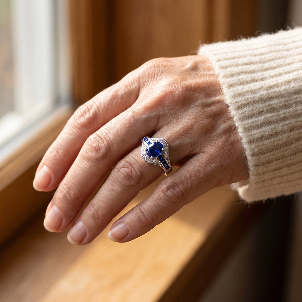 sapphire-flow-ring-white-gold W