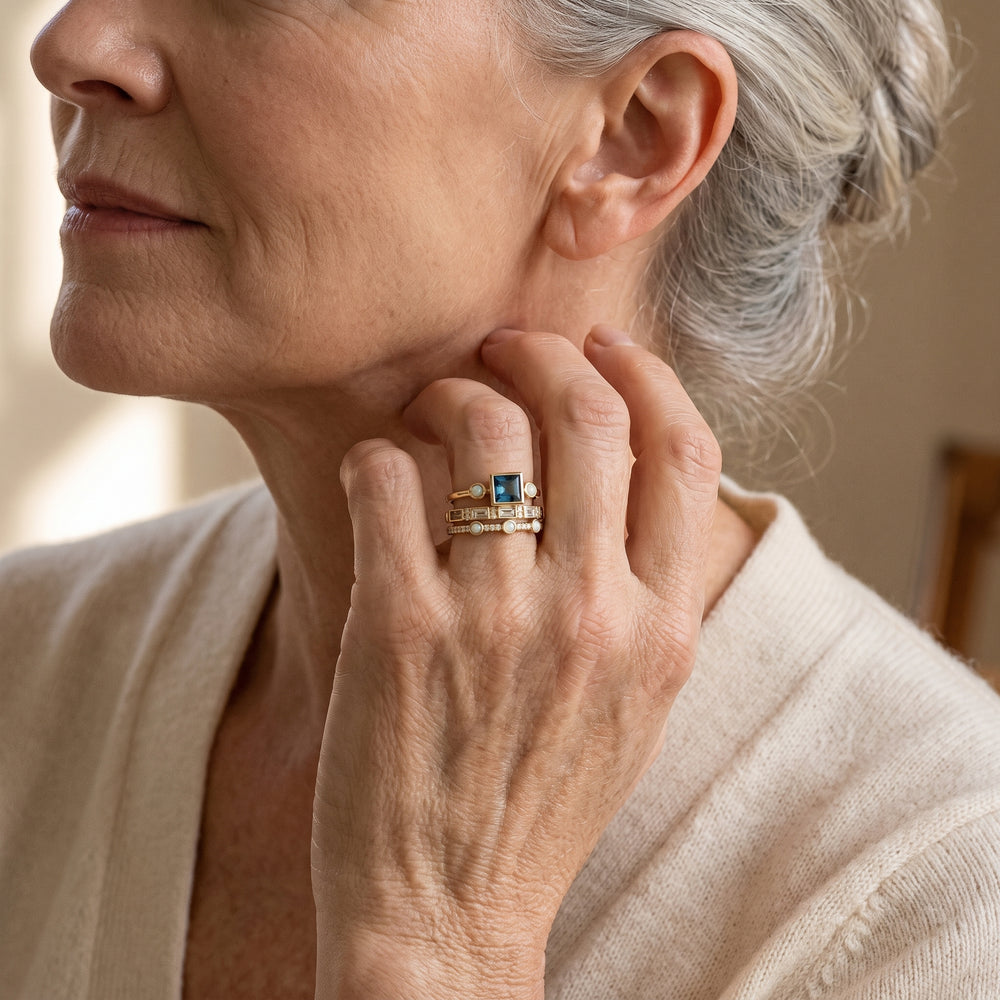vintage-blue-crystal-ring-set W
