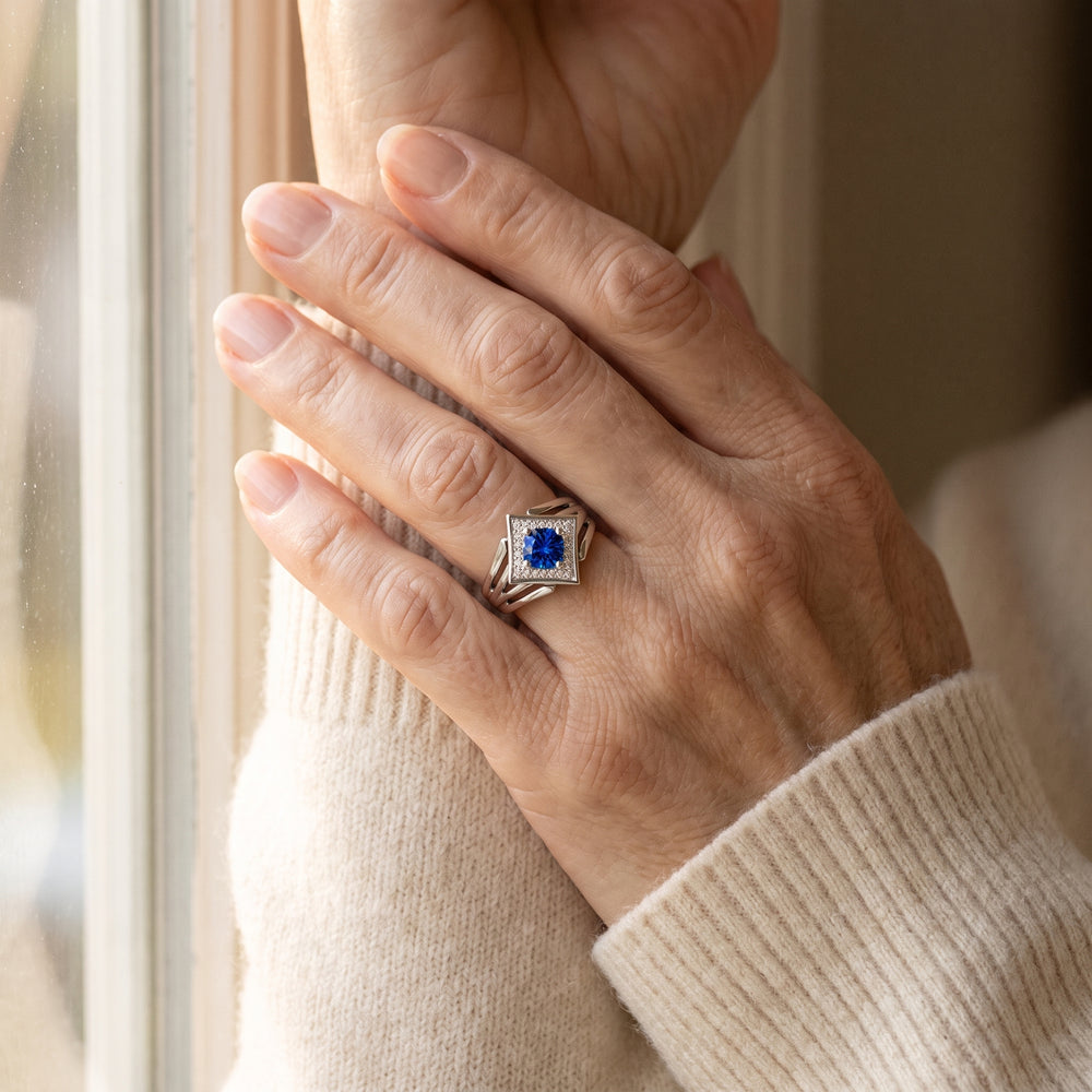 silver-sapphire-star-ring W