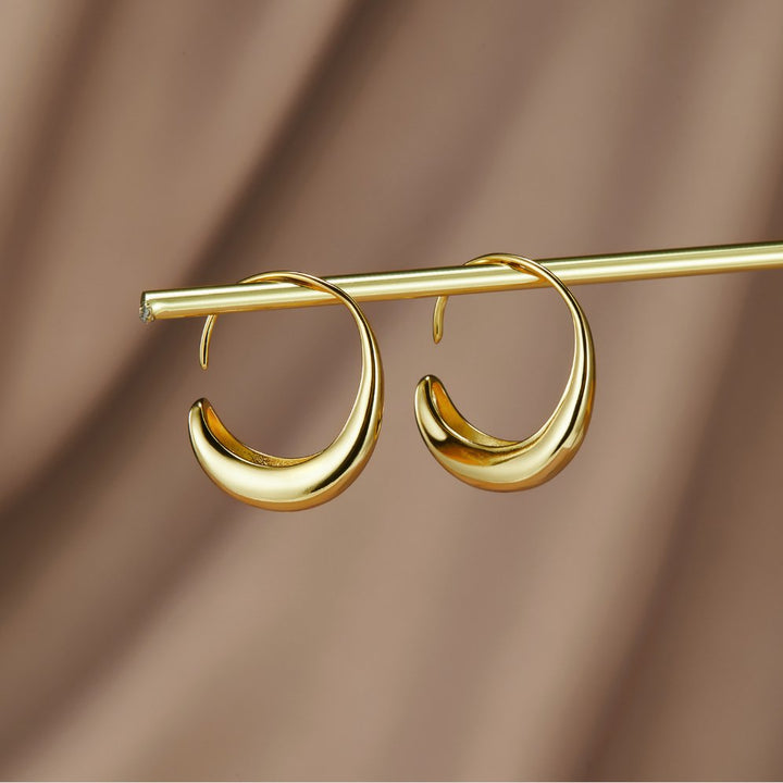 Suzanne – Textured Gold Earrings